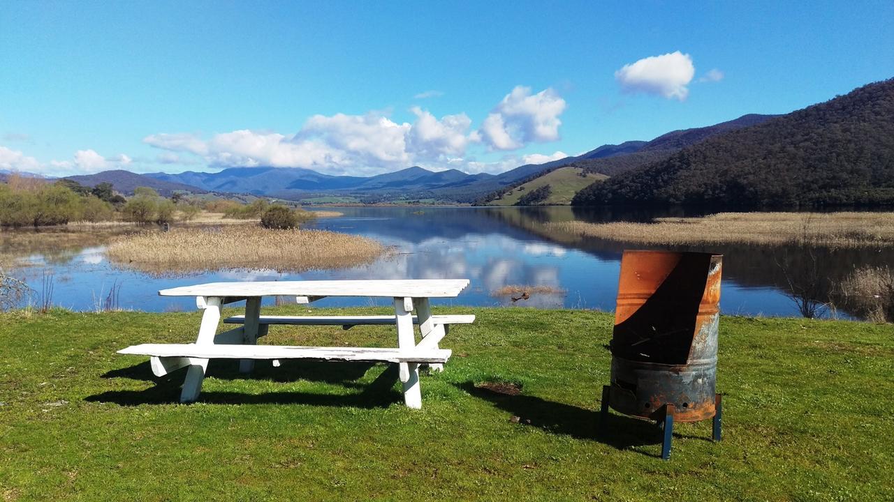 Khancoban Lakeside Caravan Park Exterior photo