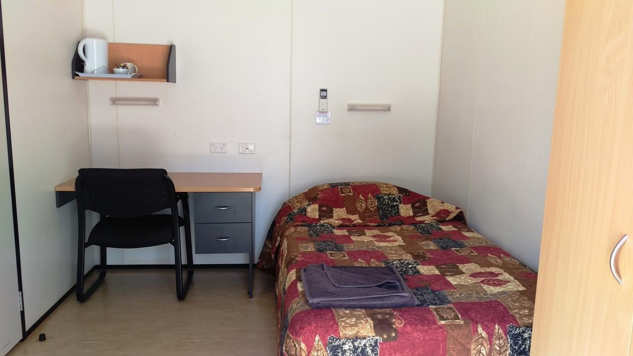 Khancoban Lakeside Caravan Park Room photo